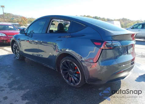 2022 Tesla Model Y Performance Dual Motor All-Wheel Drive from USA, damaged, VIN 7SAYGDEF9NF551722